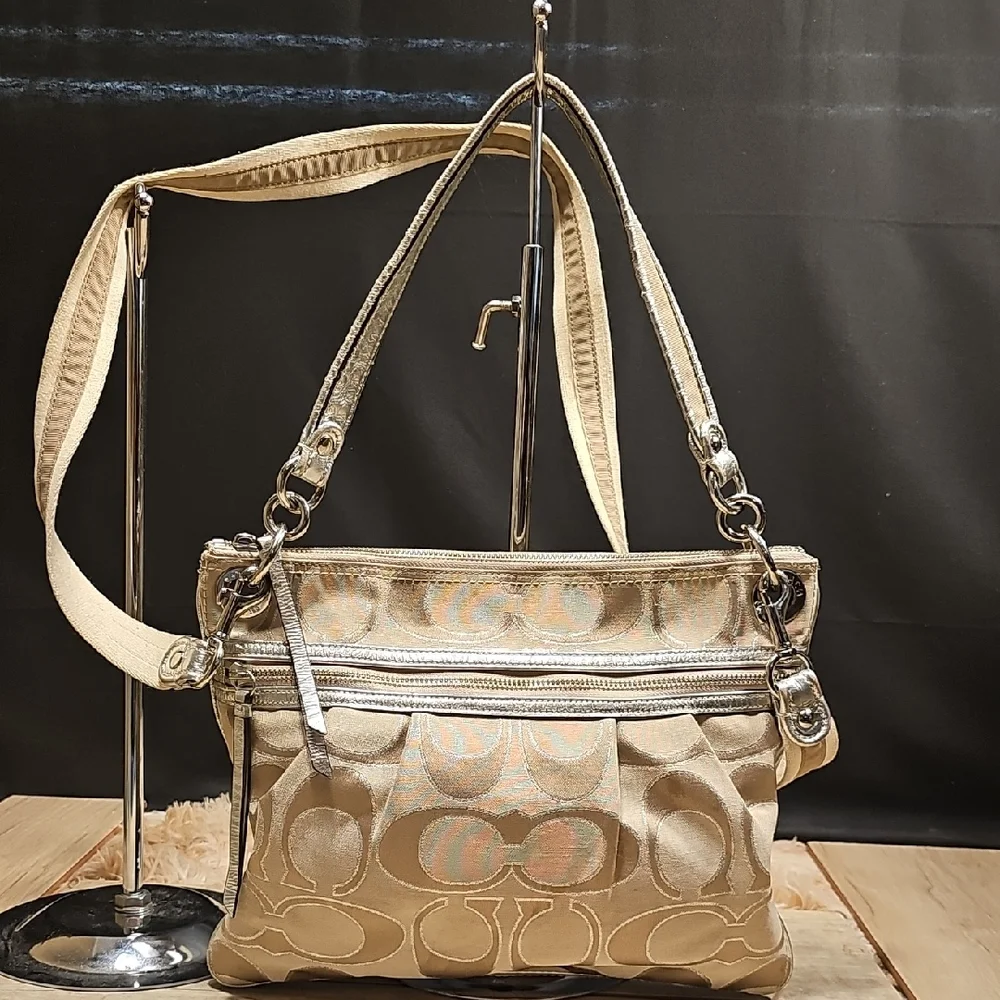 Coach Stylish Beige Designer Shoulder Bag